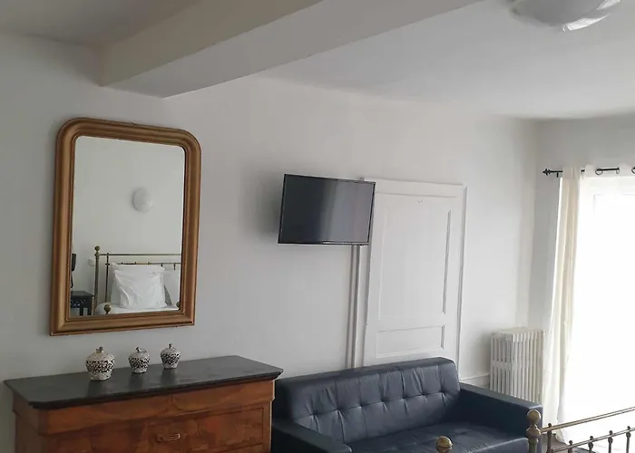 十二使徒酒店及重点领域